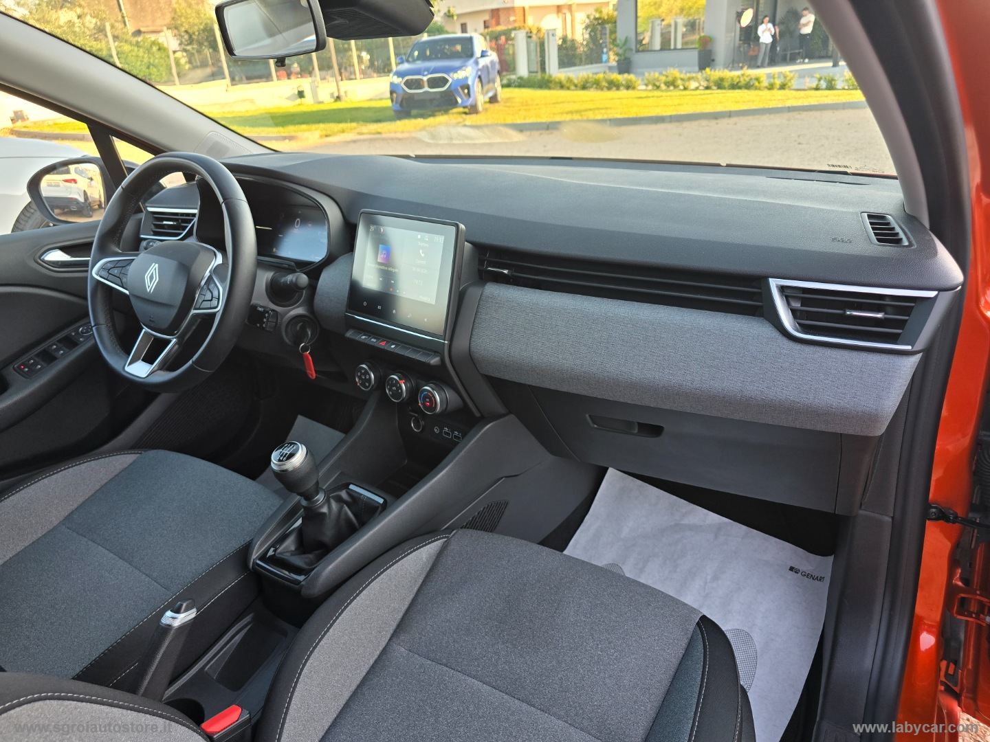 Clio TCe 100 CV GPL Evolution - immagine 30