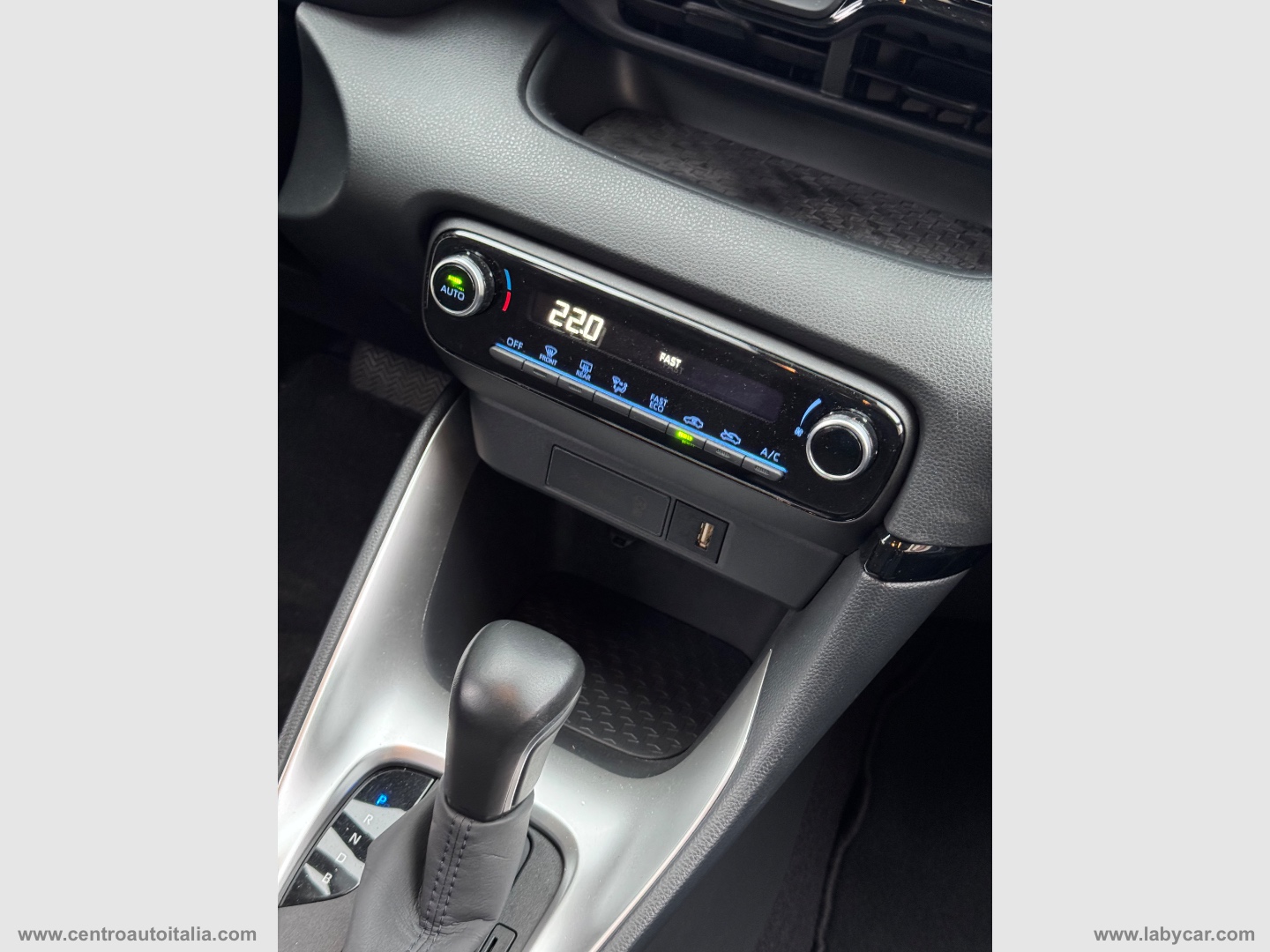 Mazda2 Hybrid 1.5 VVT Pure - immagine 30