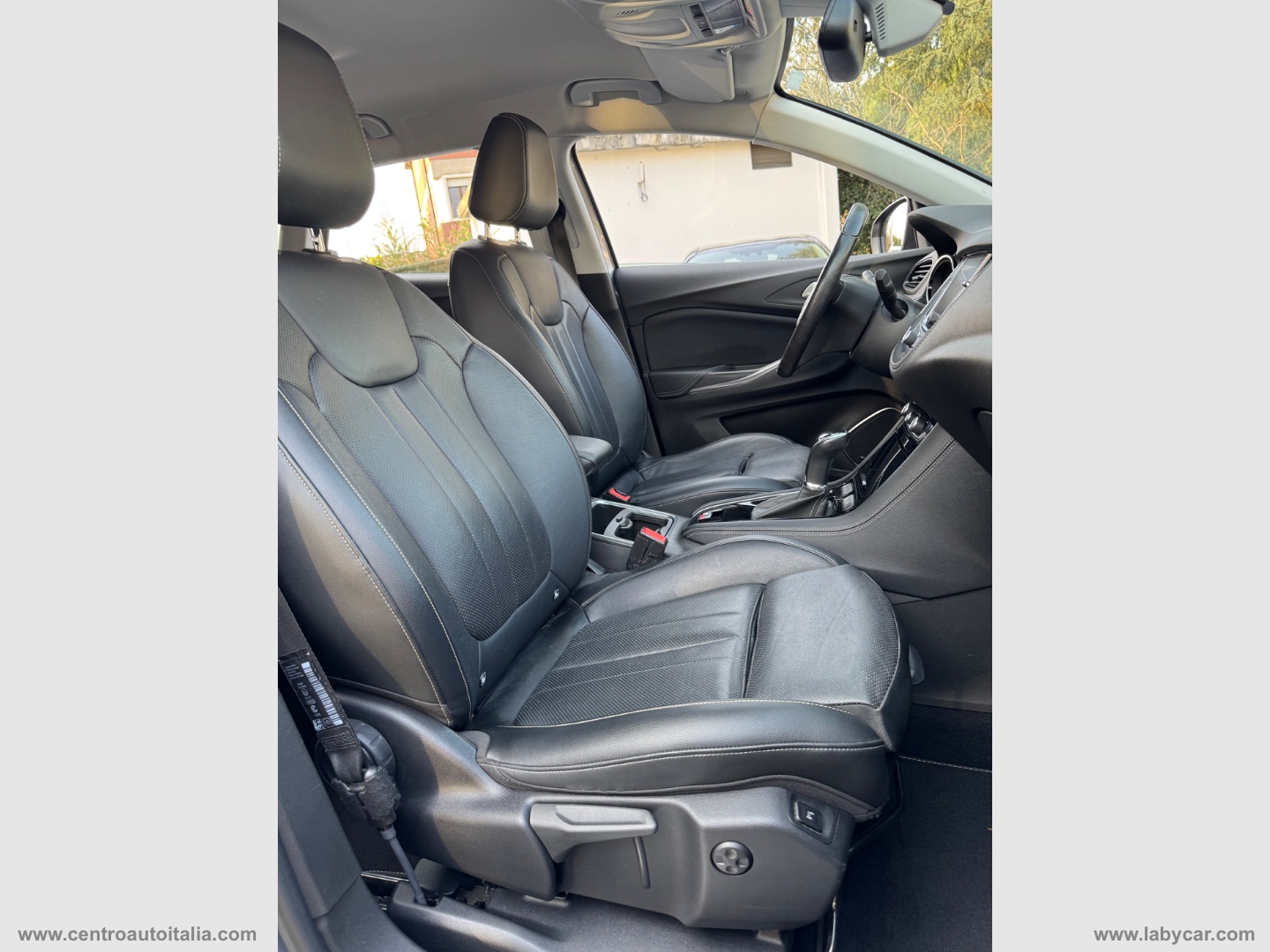 Grandland X 2.0 D Ecotec S&S aut. Ult. - immagine 30