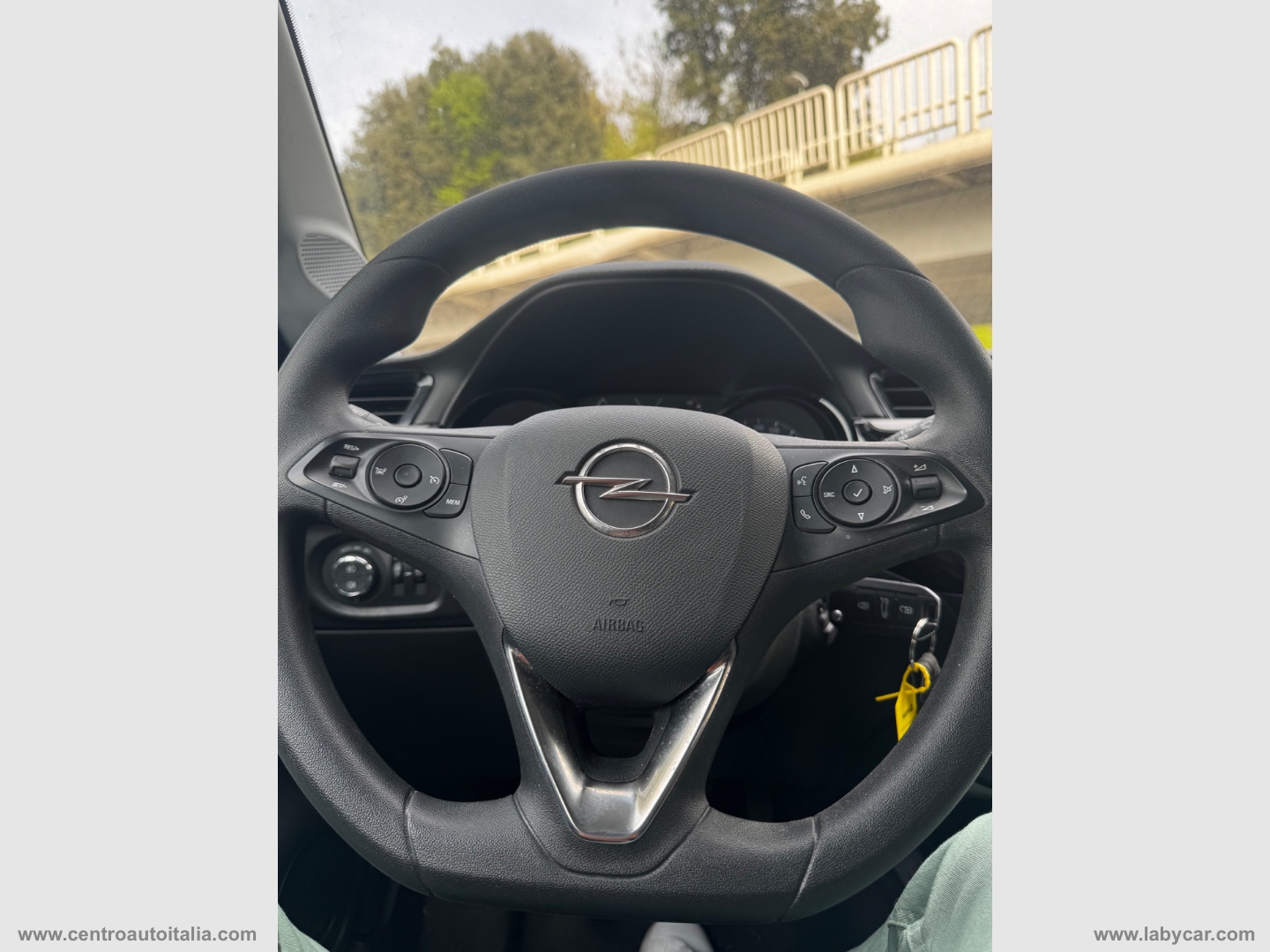 Corsa 1.5 D 100 CV Blitz Edition - immagine 30