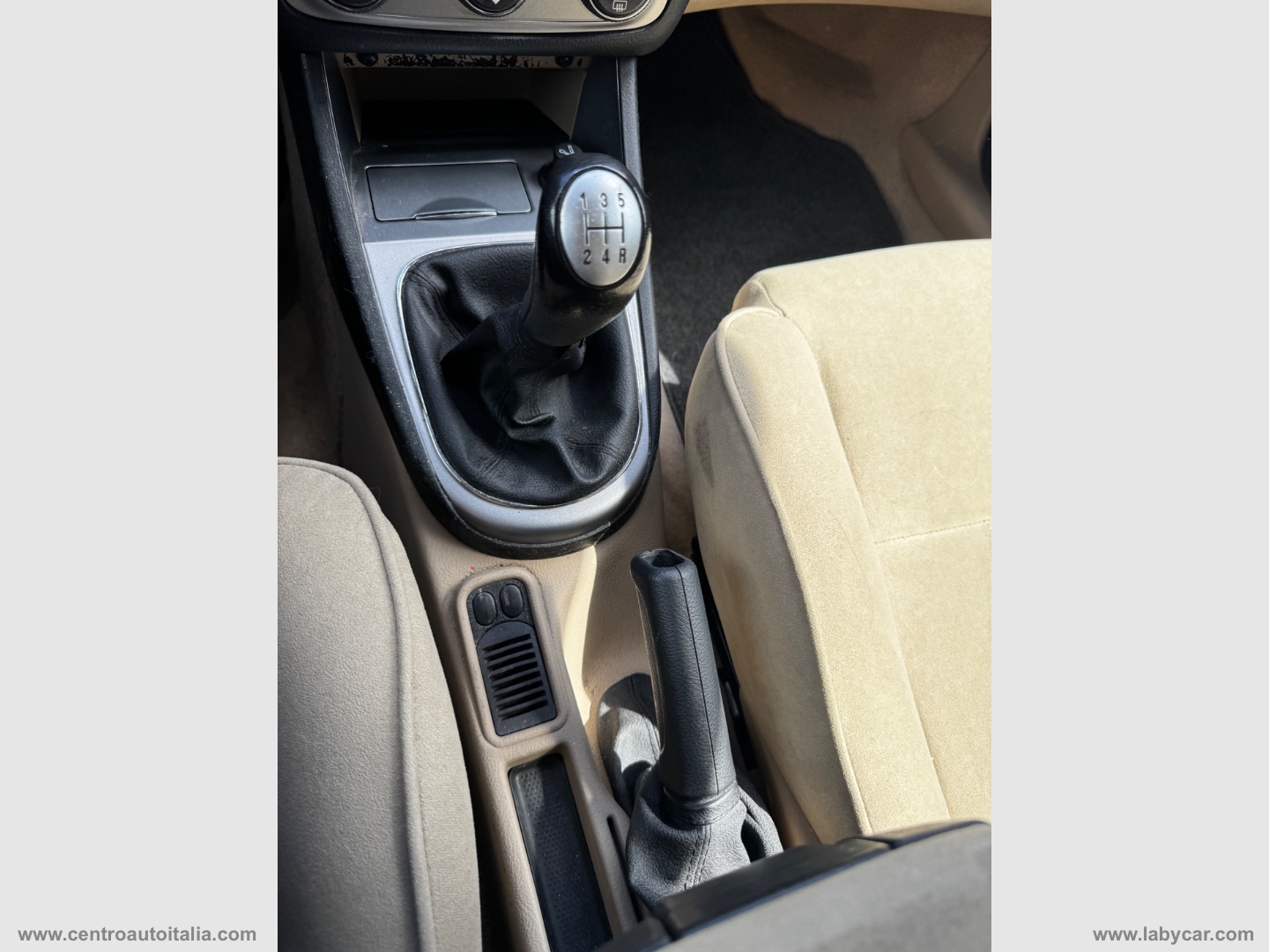 147 1.6 16V TS 105CV 5p. Black Line - immagine 30