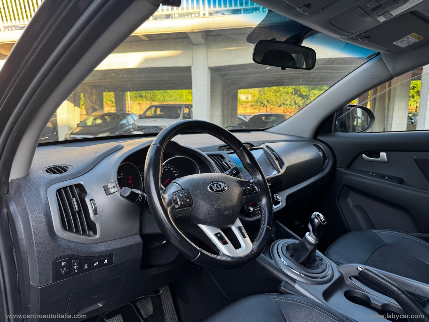 Sportage 2.0 CRDI AWD Pure Rebel - immagine 30
