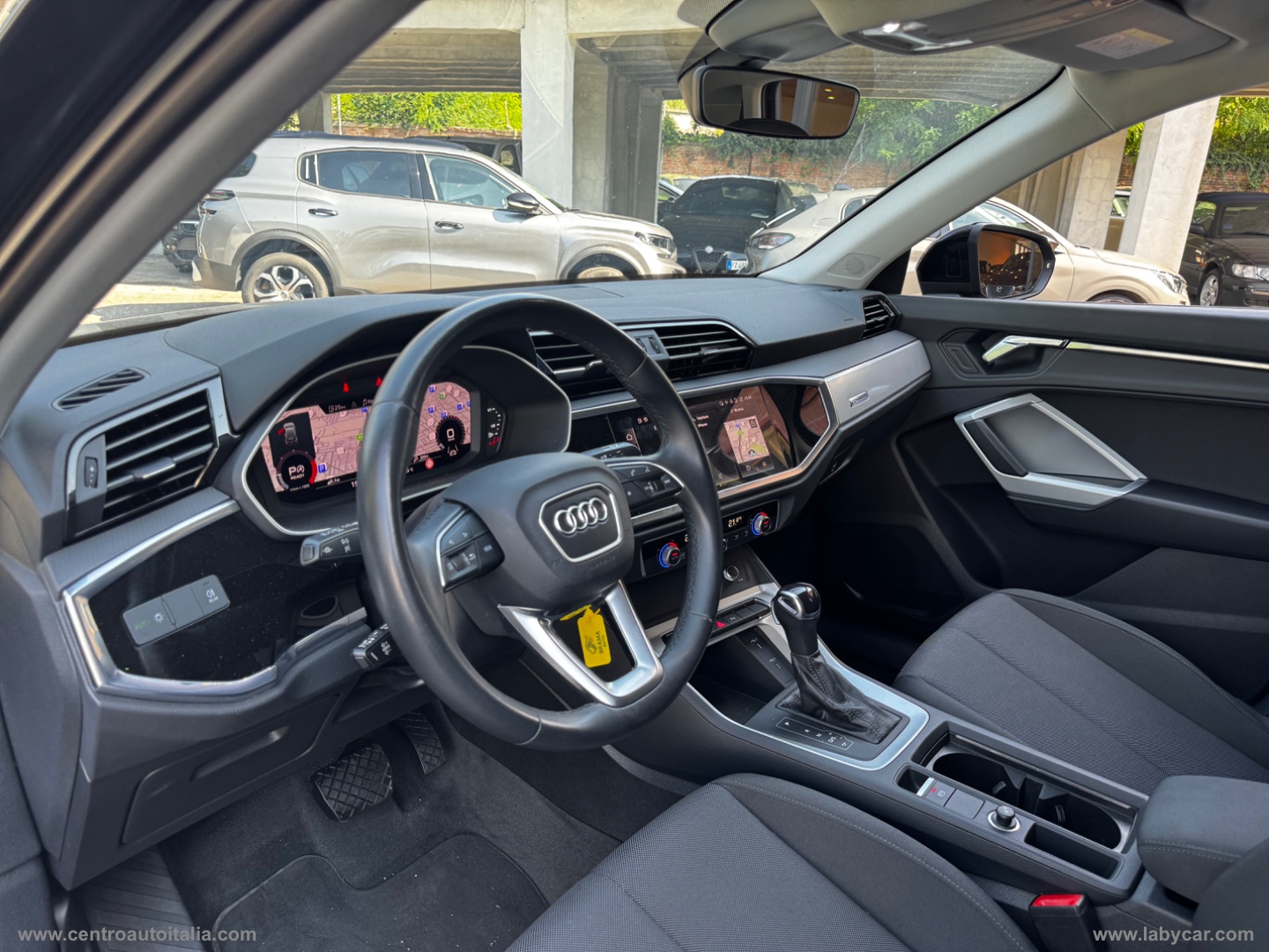 Q3 35 TDI S tronic Business Advanced - immagine 30