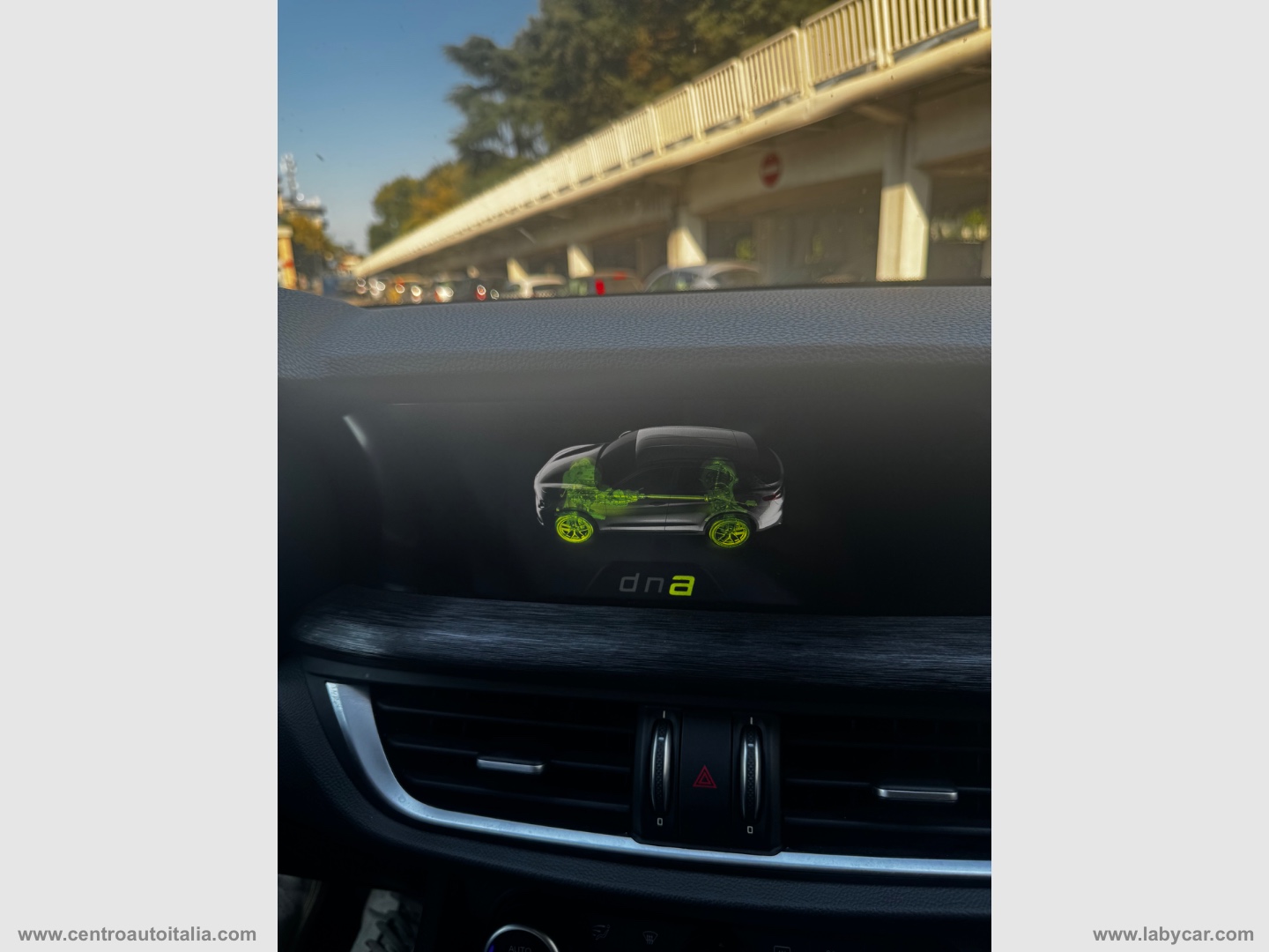 Stelvio 2.2 T.diesel 190 CV AT8 Q4 Exec. - immagine 30