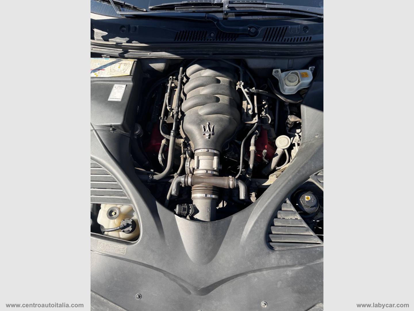 Quattroporte 4.2 V8 - immagine 30