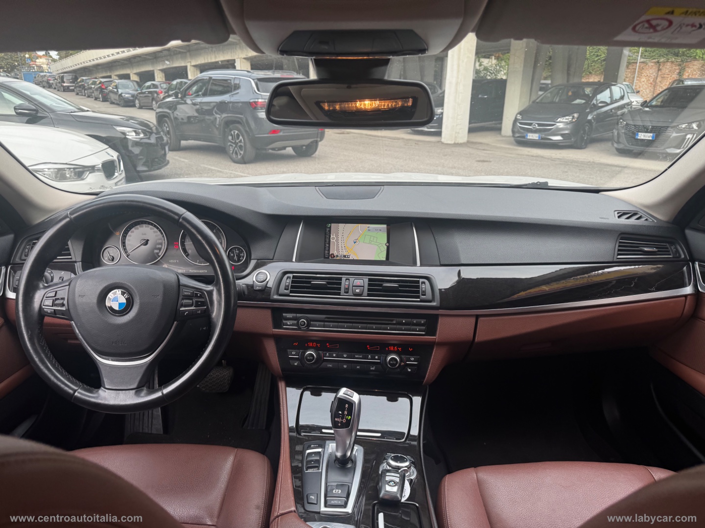 520d xDrive Touring - immagine 30