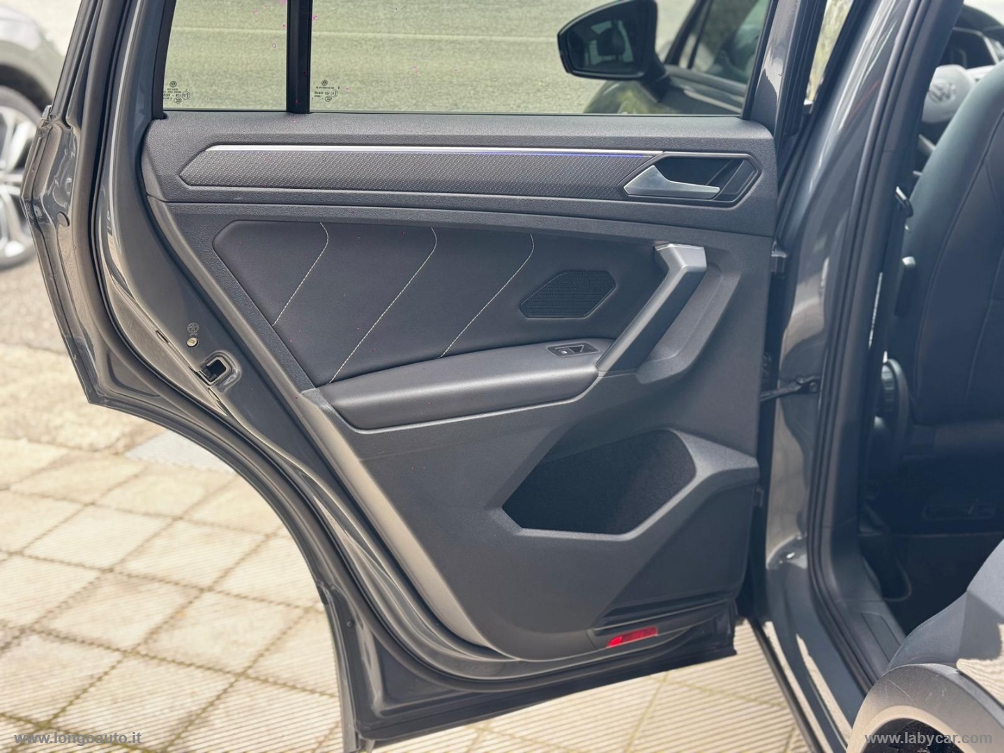 Tiguan 2.0 TDI 150 CV DSG R-Line PRONTA CONSEGNA - immagine 30