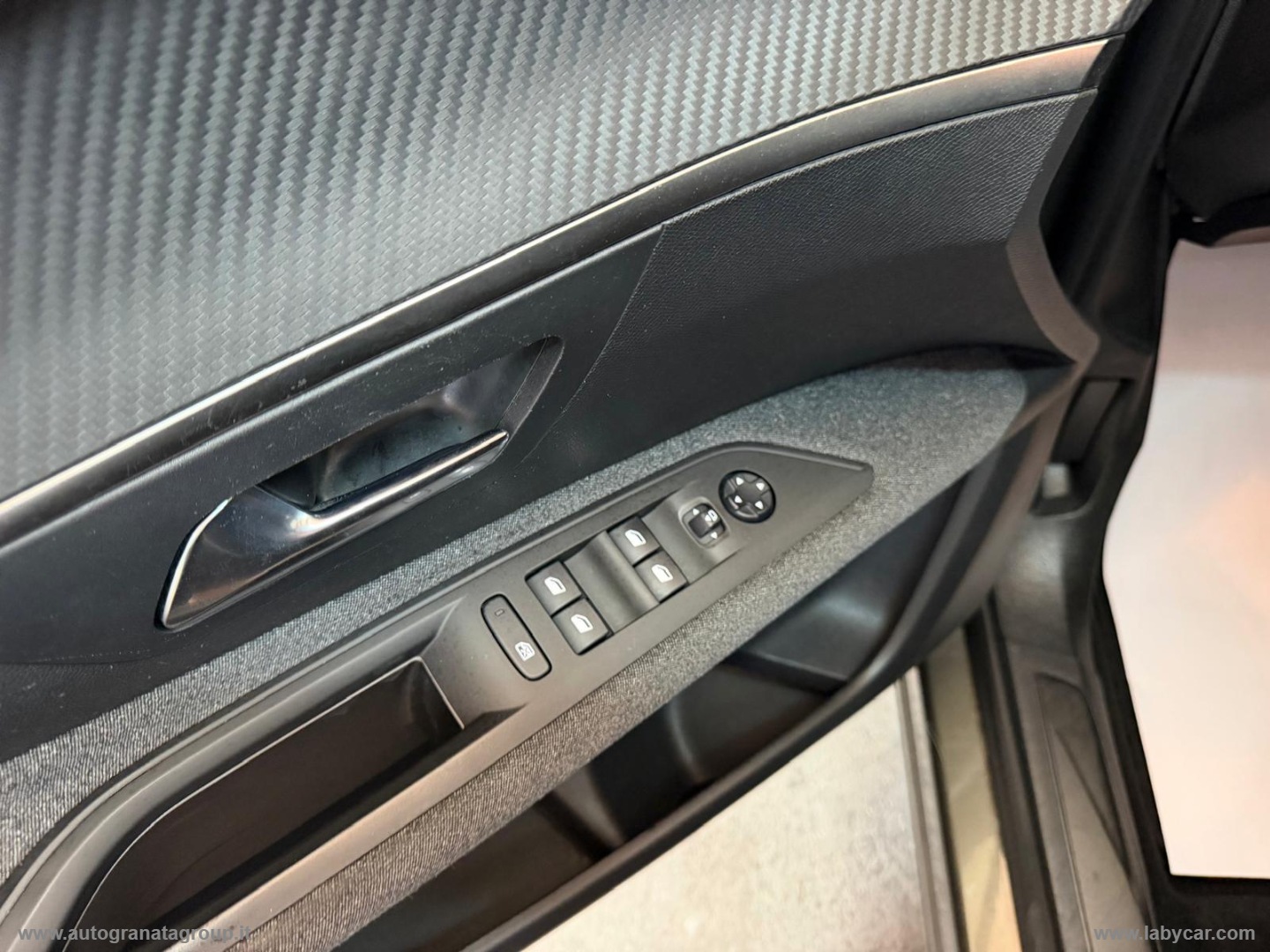 3008 BlueHDi 130 S&S EAT8 Allure PERFETTA AFFARE VERO! - immagine 30
