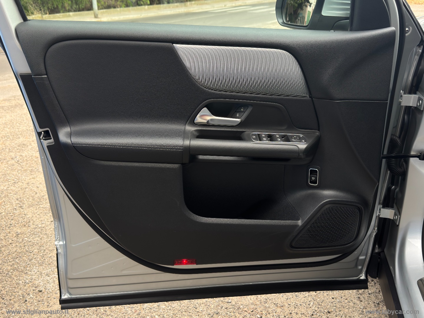 GLB 220 d Automatic 4Matic Sport - immagine 31