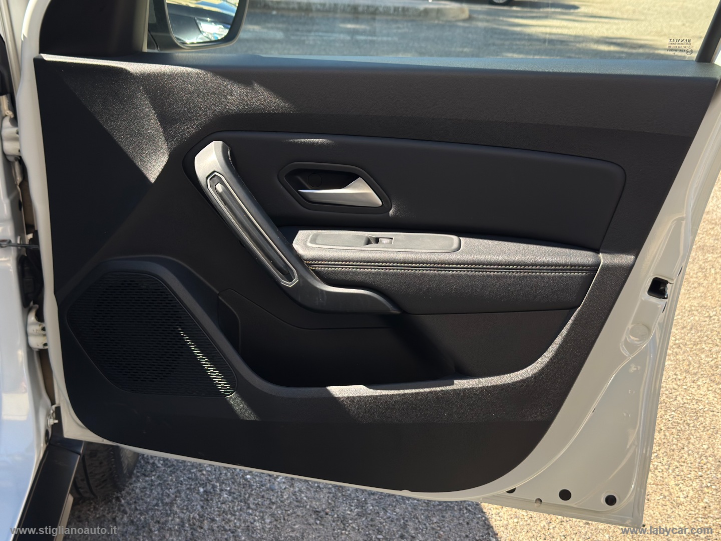 Duster 1.5 Blue dCi 8V 115CV 4x2 Essent. GANCIO TRAINO - immagine 31