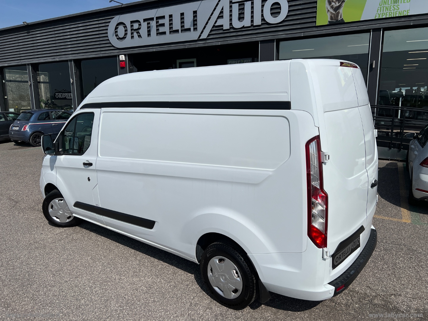 Tran.Cust.300 2.0EcoB.130 L2H2 F.Trend FORD TRANSIT CUSTOM 300 L2H2 PLTA 2.0 CDTI 130 Cv + IVA - immagine 31