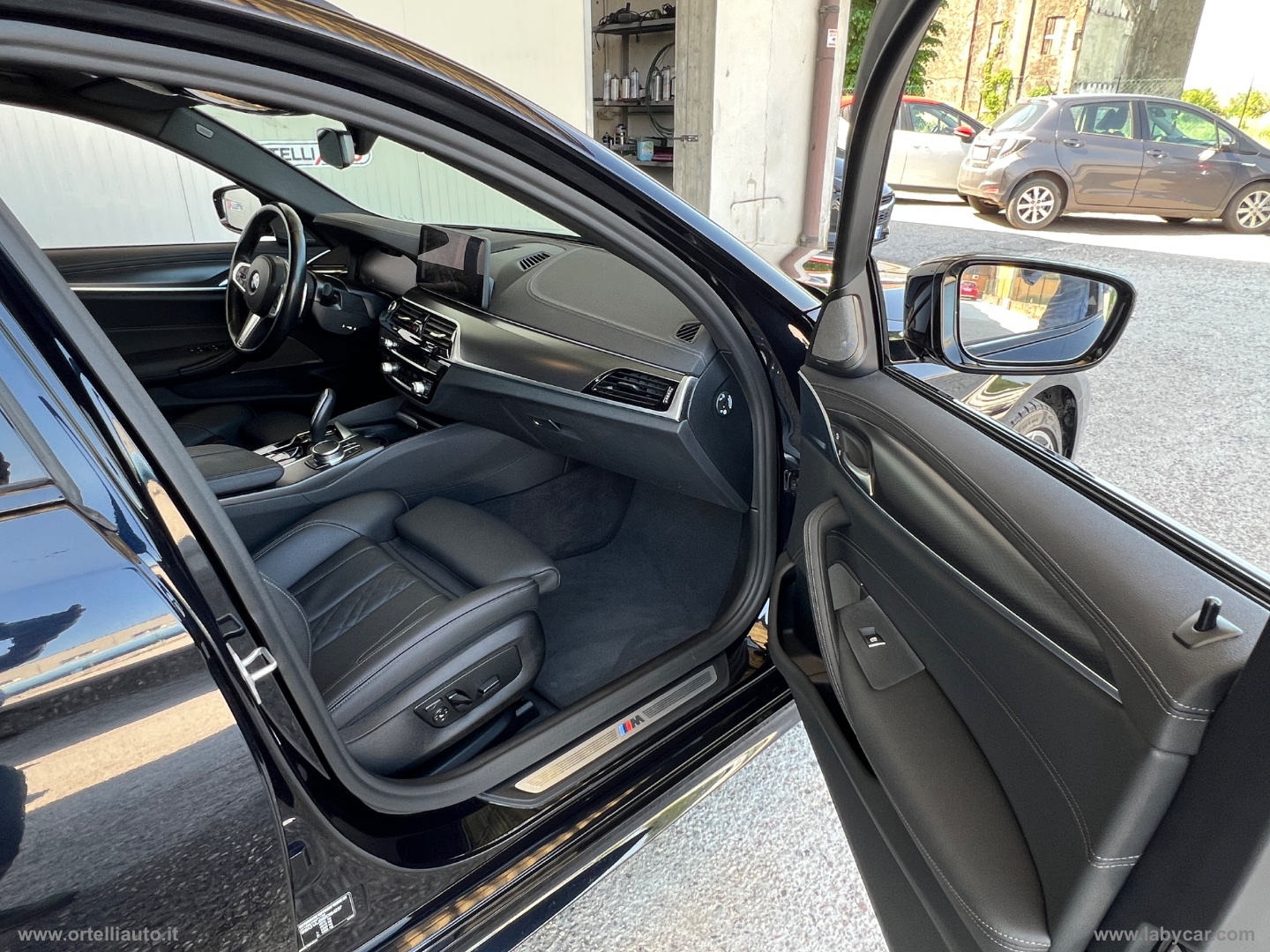 530d 48V xDrive Touring Msport M SHADOW LINE+TETTO APR. - immagine 31