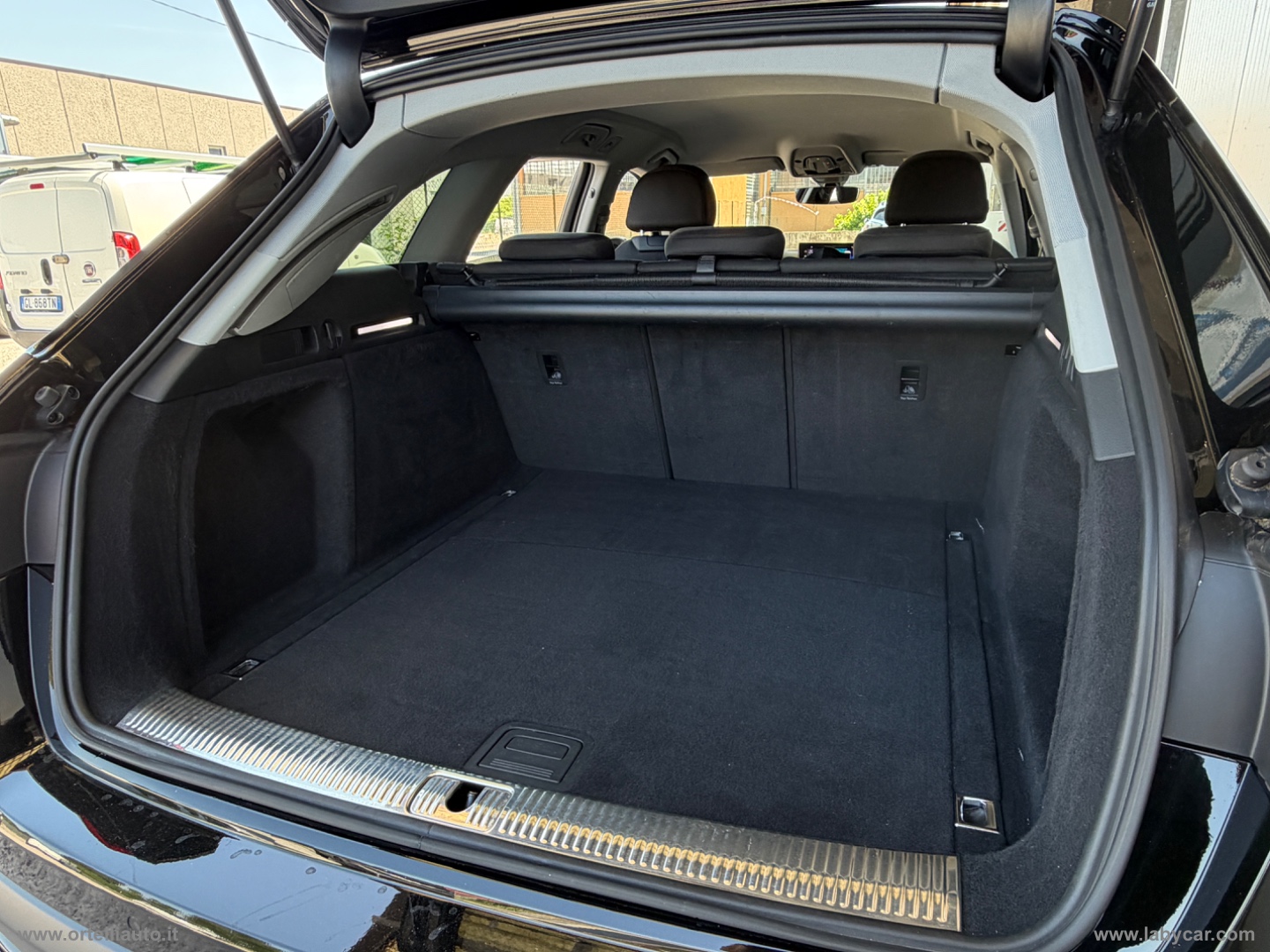 A4 allroad 40 TDI 204CV S tr. Business - immagine 31