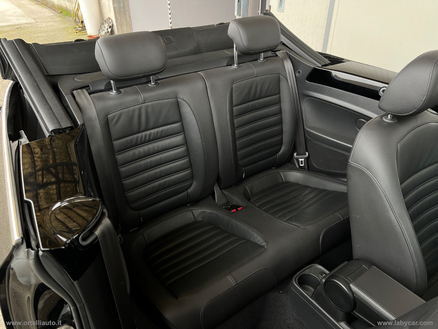 Maggiolino Cabrio 1.2 TSI Design BMT - immagine 31