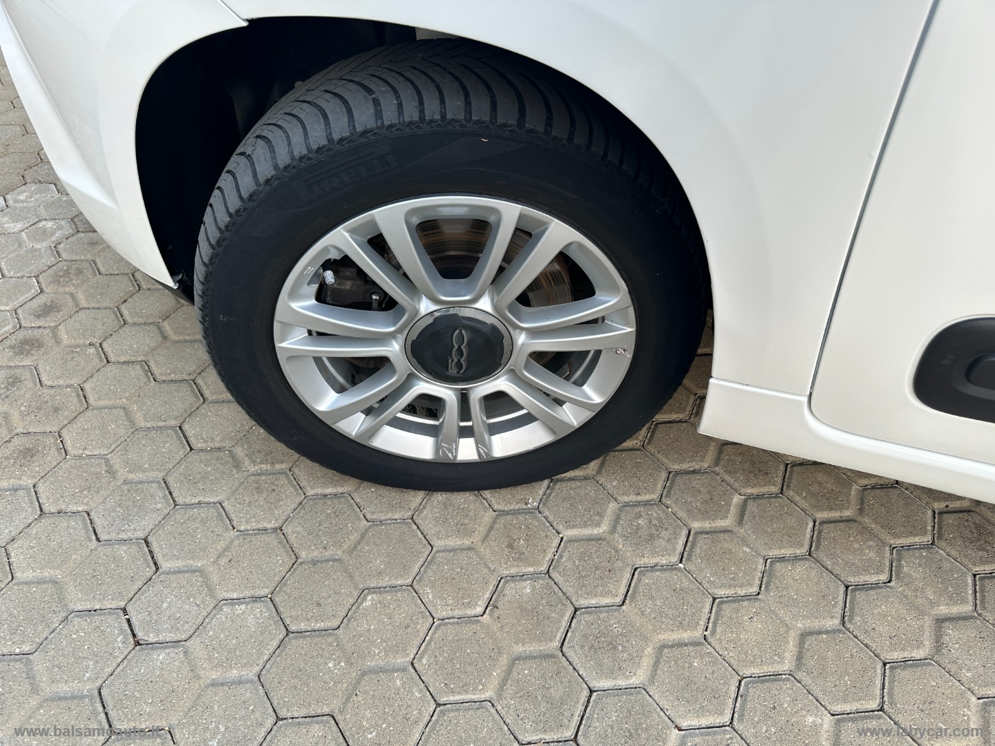 500L Wagon 1.6 MJT 120 CV Lounge - immagine 31