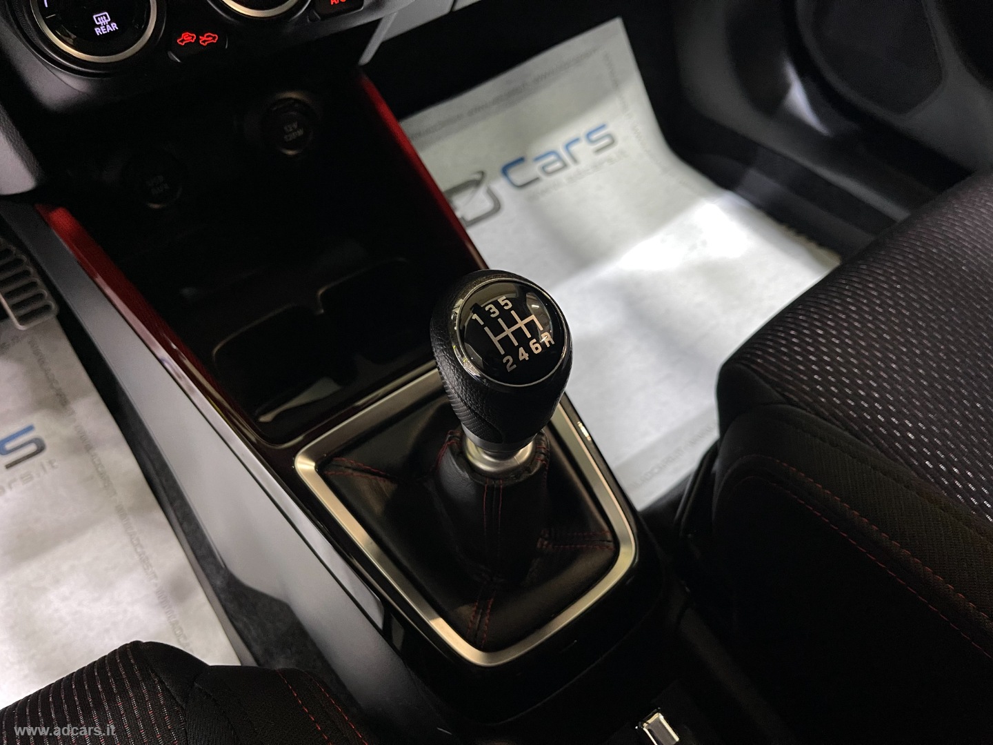 Swift Sport 1.4 Boosterjet *BOOK SERVICE SUZUKI* - immagine 31