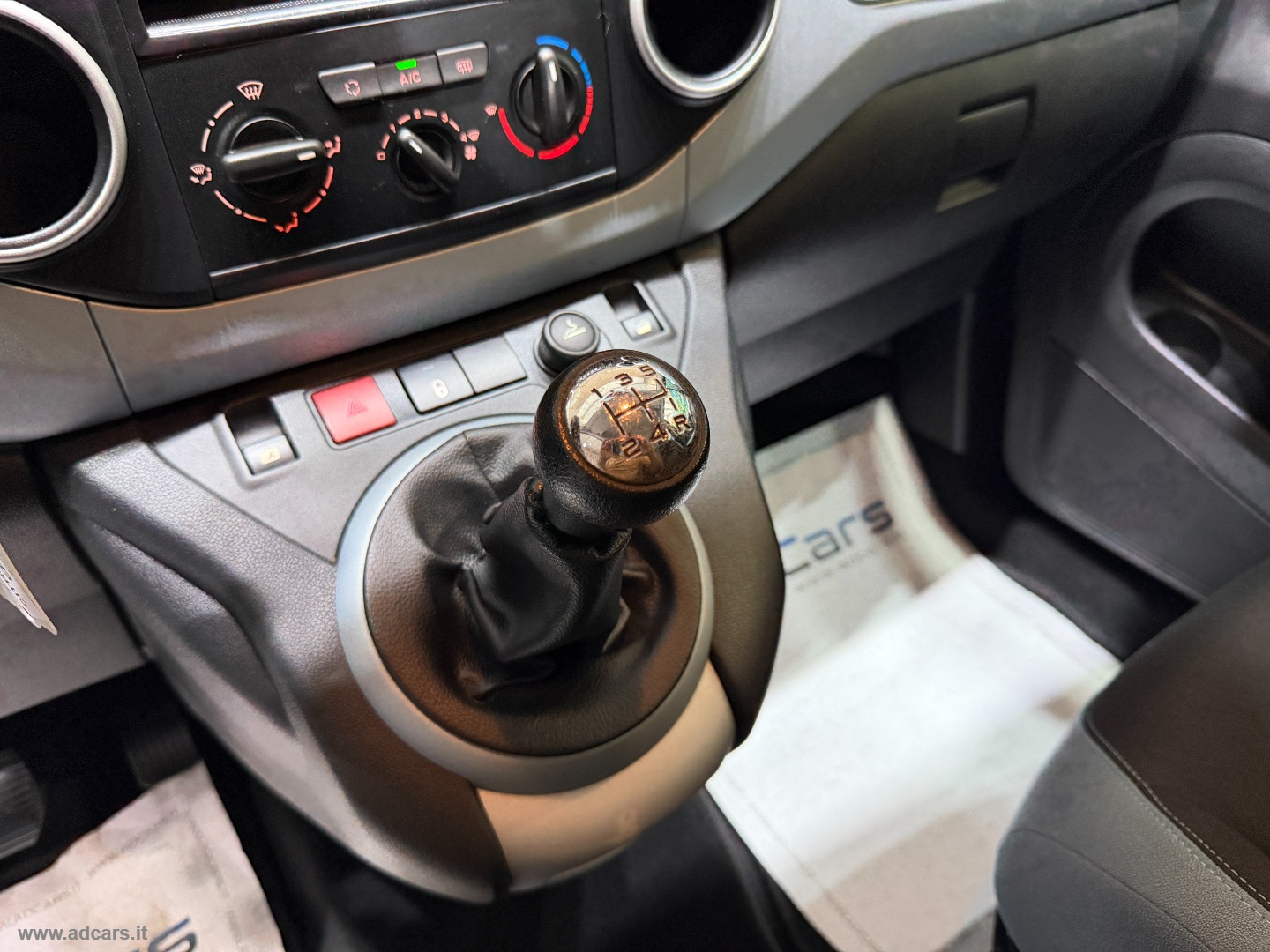 Berlingo Multispace 1.6 HDi 115 Seduct. *STORICO SERVICE*SENSORI POST* - immagine 31