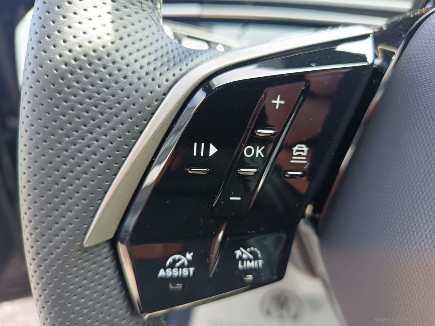 Peugeot 3008 Hybrid 145 e-DCS6 GT - Immagine 31
