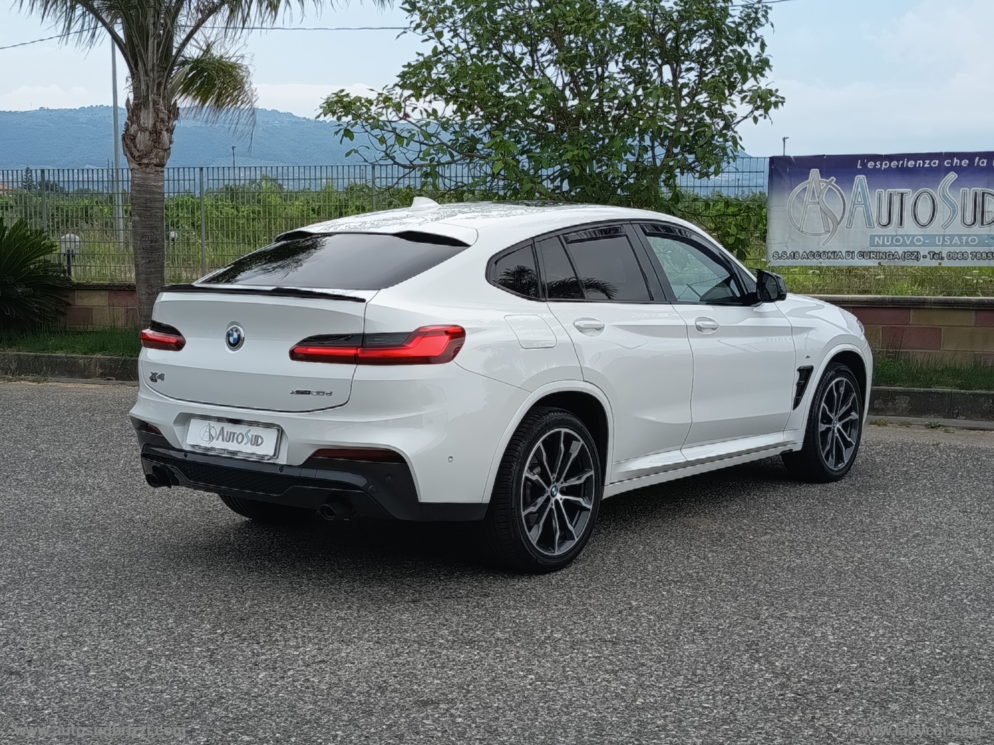 X4 xDrive20d Msport TETTUCCIO PANORAMICO APRIBILE - immagine 31