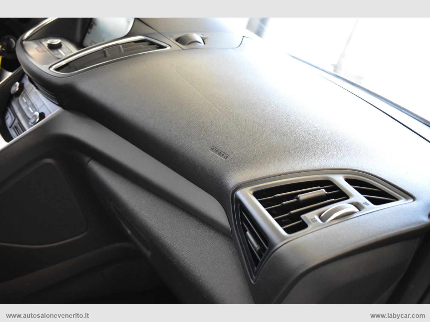 C-Max 1.5 TDCi 120 CV S&S Plus - immagine 31