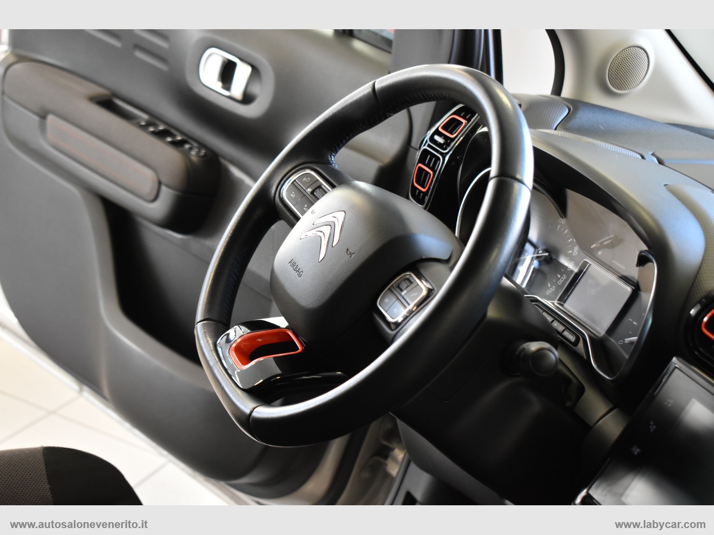 C3 Aircross PureT. 110 S&S Shine - immagine 31