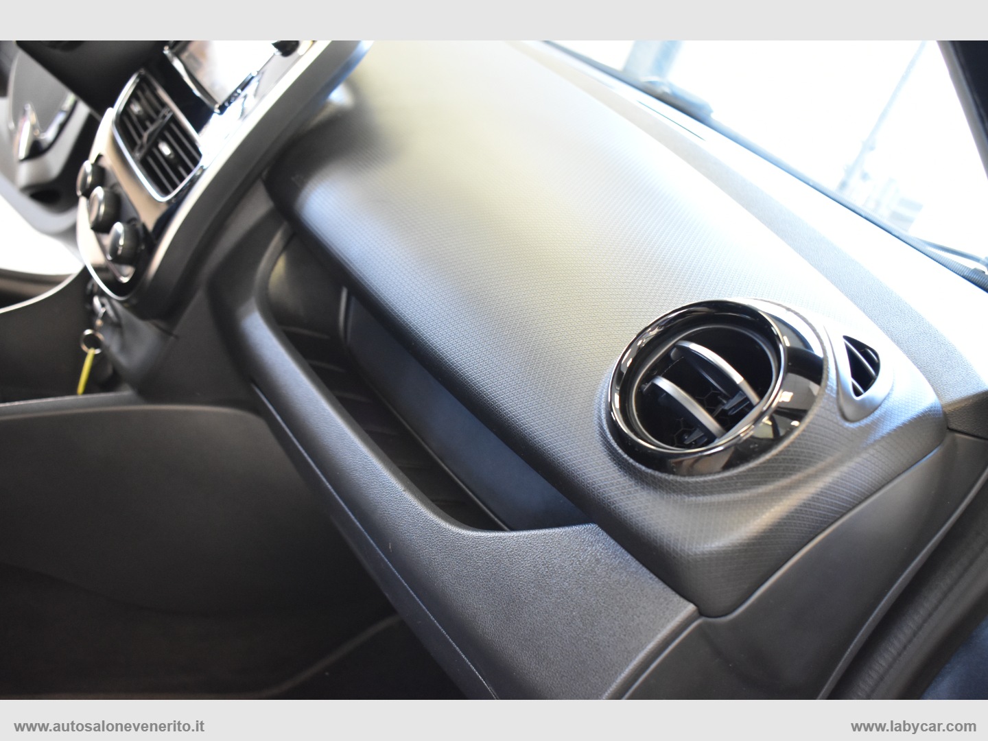 Clio dCi 8V 90 CV S&S 5p. Energy Intens - immagine 31