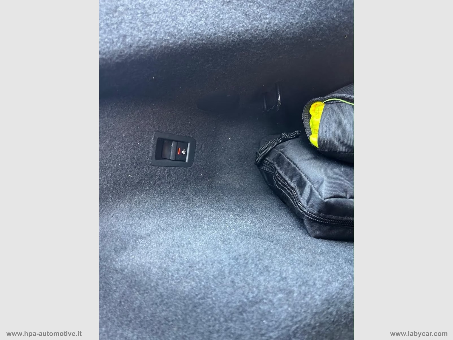 Q3 SPORTBACK 2.0TDI 200CV S-tronic S-LINE TETTO MATRIX SONOS RETROCAMERA - immagine 31