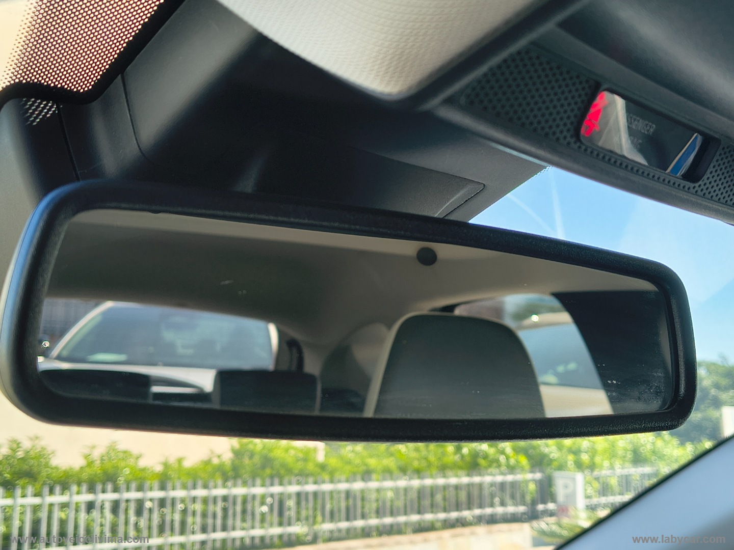 Captur TCe 100 CV GPL Techno TETTO APRIBILE - immagine 31