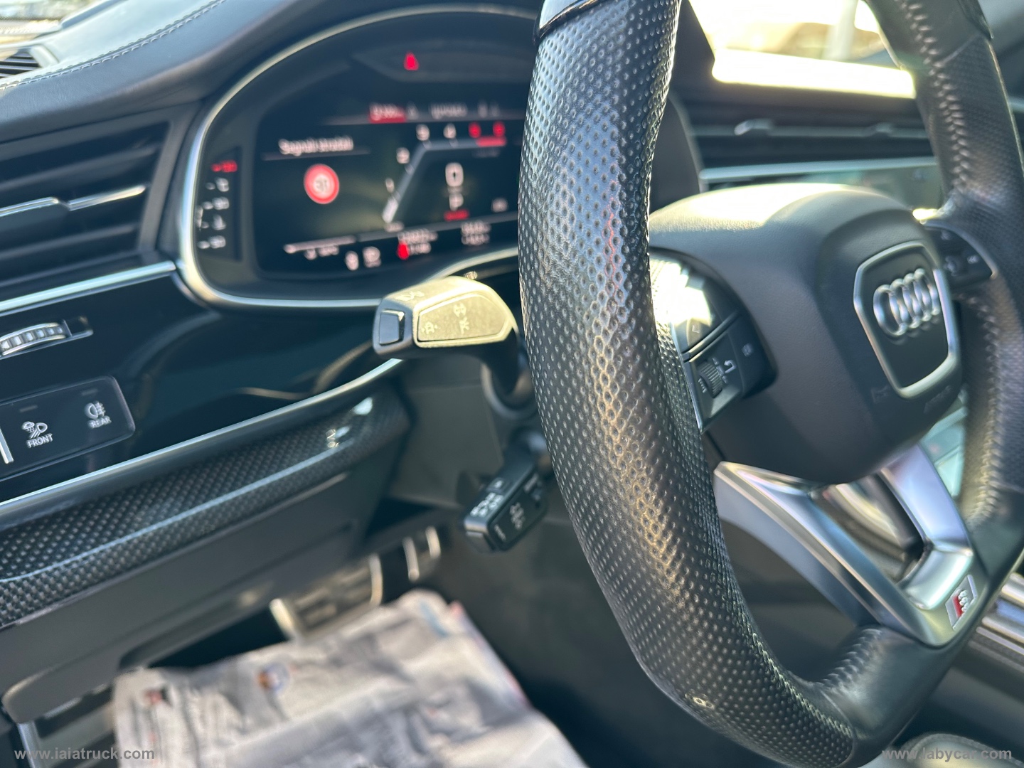 SQ8 TDI quattro tiptronic TOTAL BLACK CARBONI - immagine 31