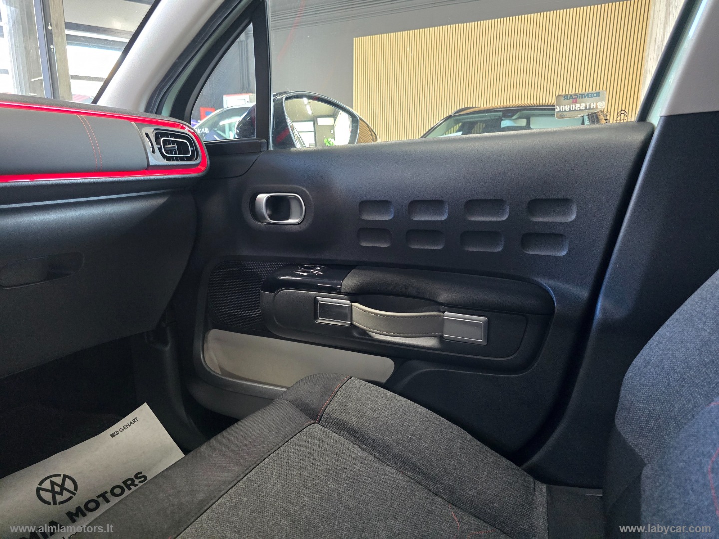 C3 PureTech 110 S&S Shine - immagine 31