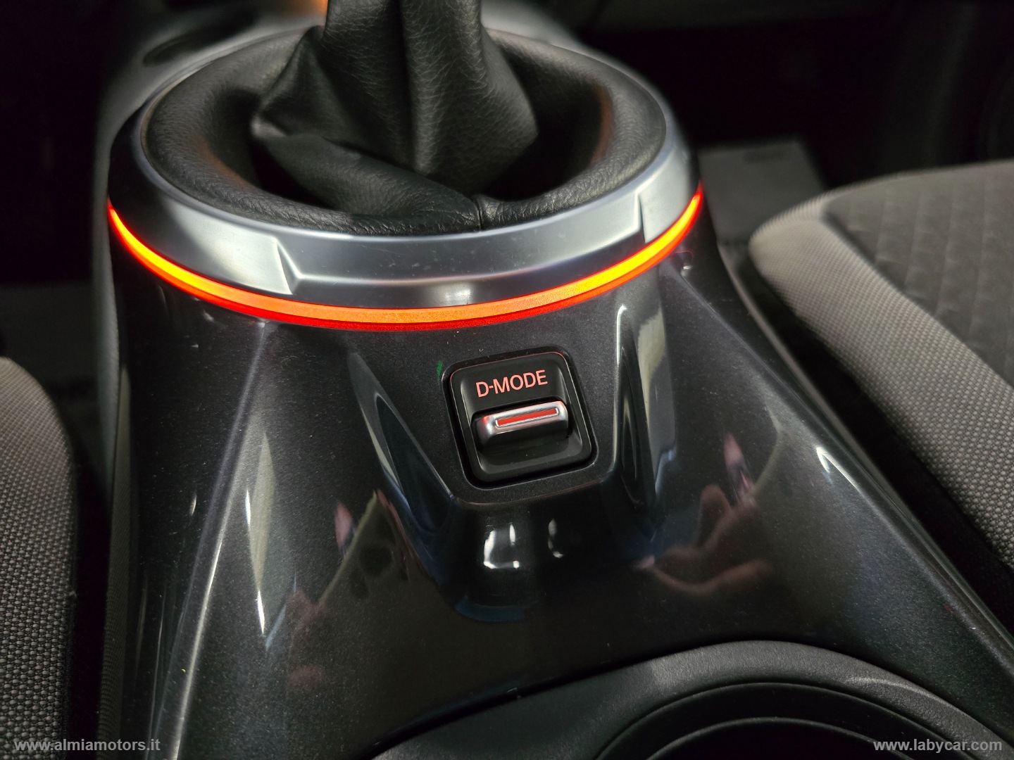 Juke 1.0 DIG-T 117 CV Premiere Edition - immagine 31