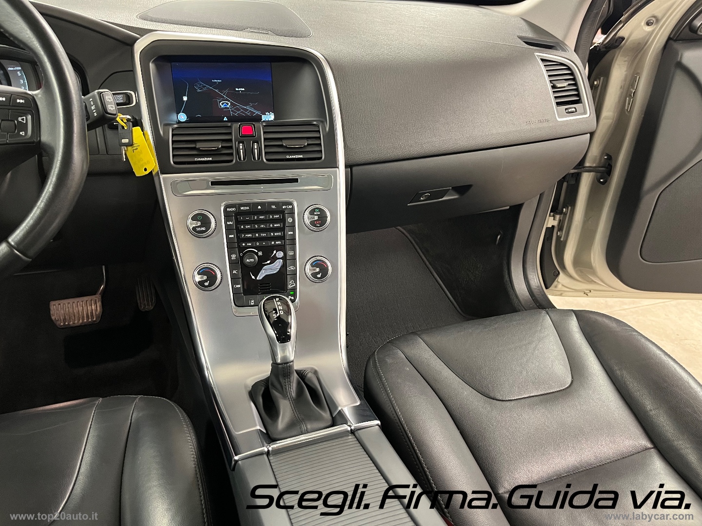 XC60 D5 AWD Geartronic Summum|TETTO|PELLE - immagine 31