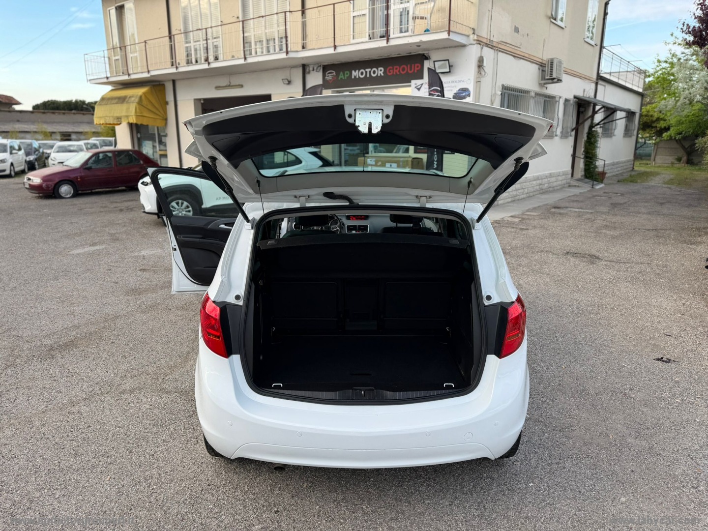 Meriva 1.4 T 120 CV Cosmo - immagine 31