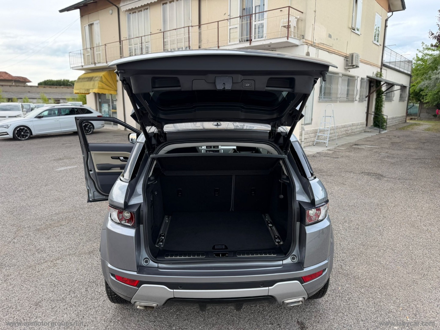 RR Evoque 2.2 TD4 150CV HSE Dynamic - immagine 31