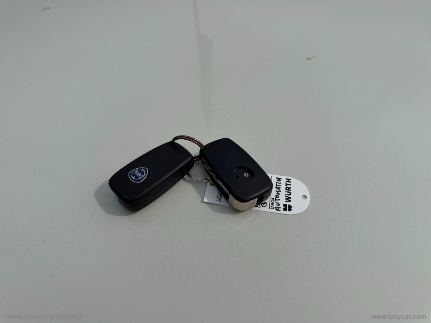 Ypsilon 1.4 16V Platino AUTOMATICA - immagine 31