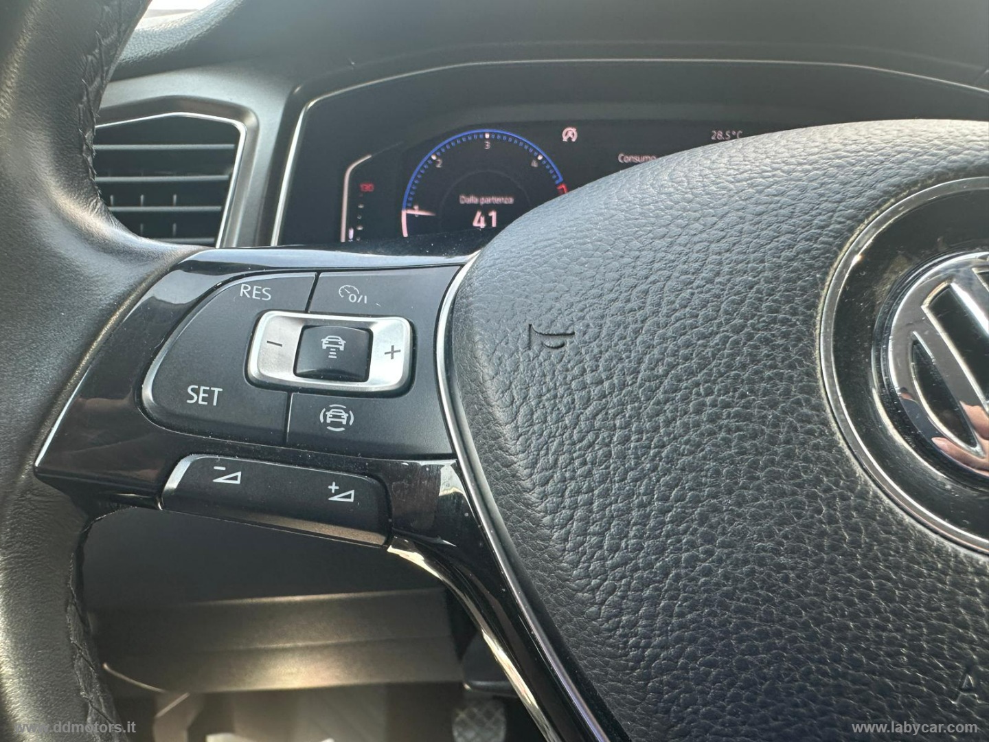 T-Roc 1.6 TDI SCR Style BlueMotion Tech. *NEOPATENTATI* - immagine 31
