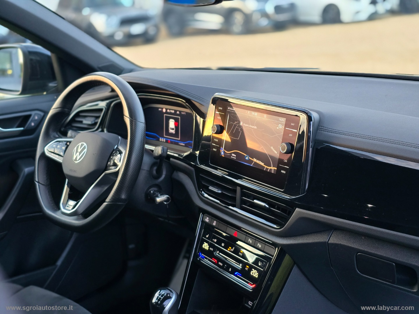 T-Roc 2.0 TDI SCR R-Line - immagine 31