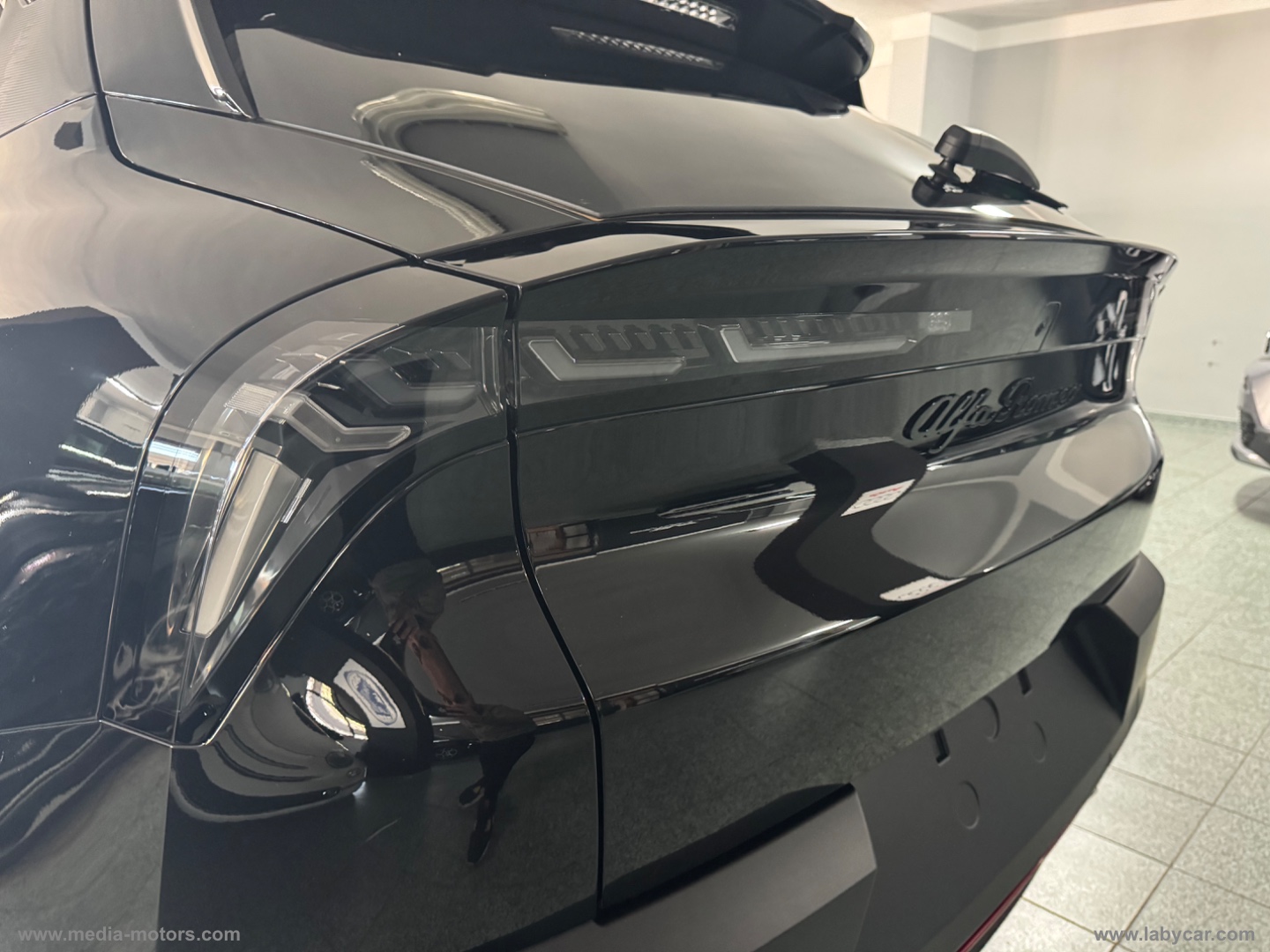 Junior 1.2 136 CV Hybrid eDCT6 Speciale - immagine 31