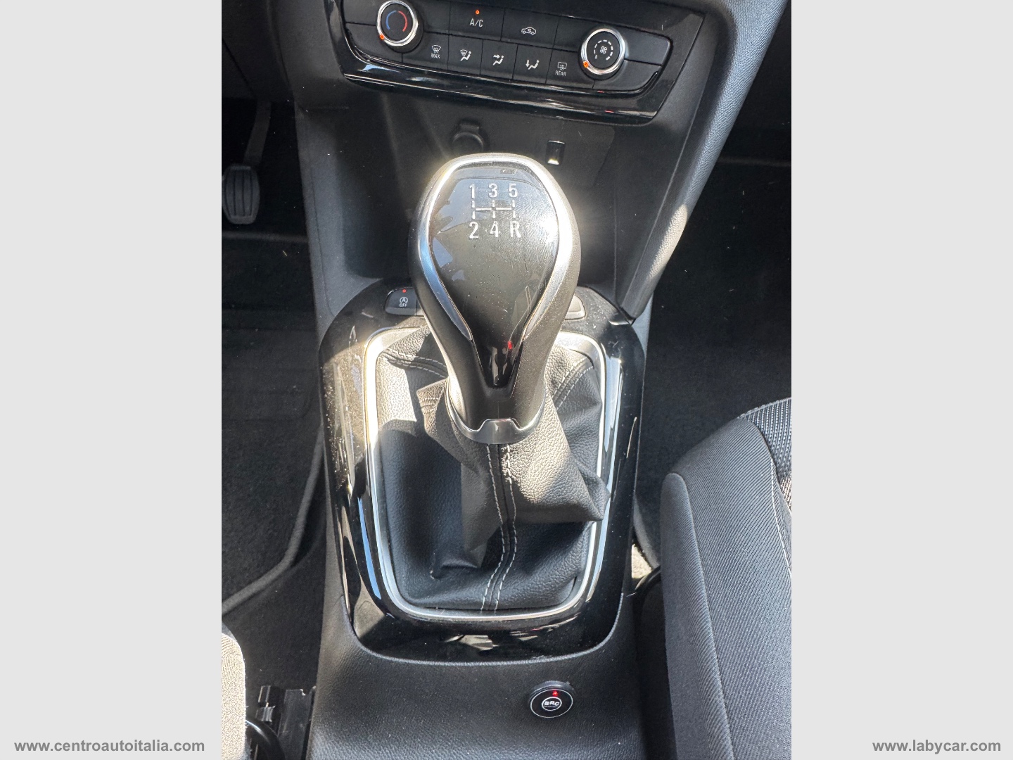 Corsa 1.2 Design & Tech +GPL - immagine 31
