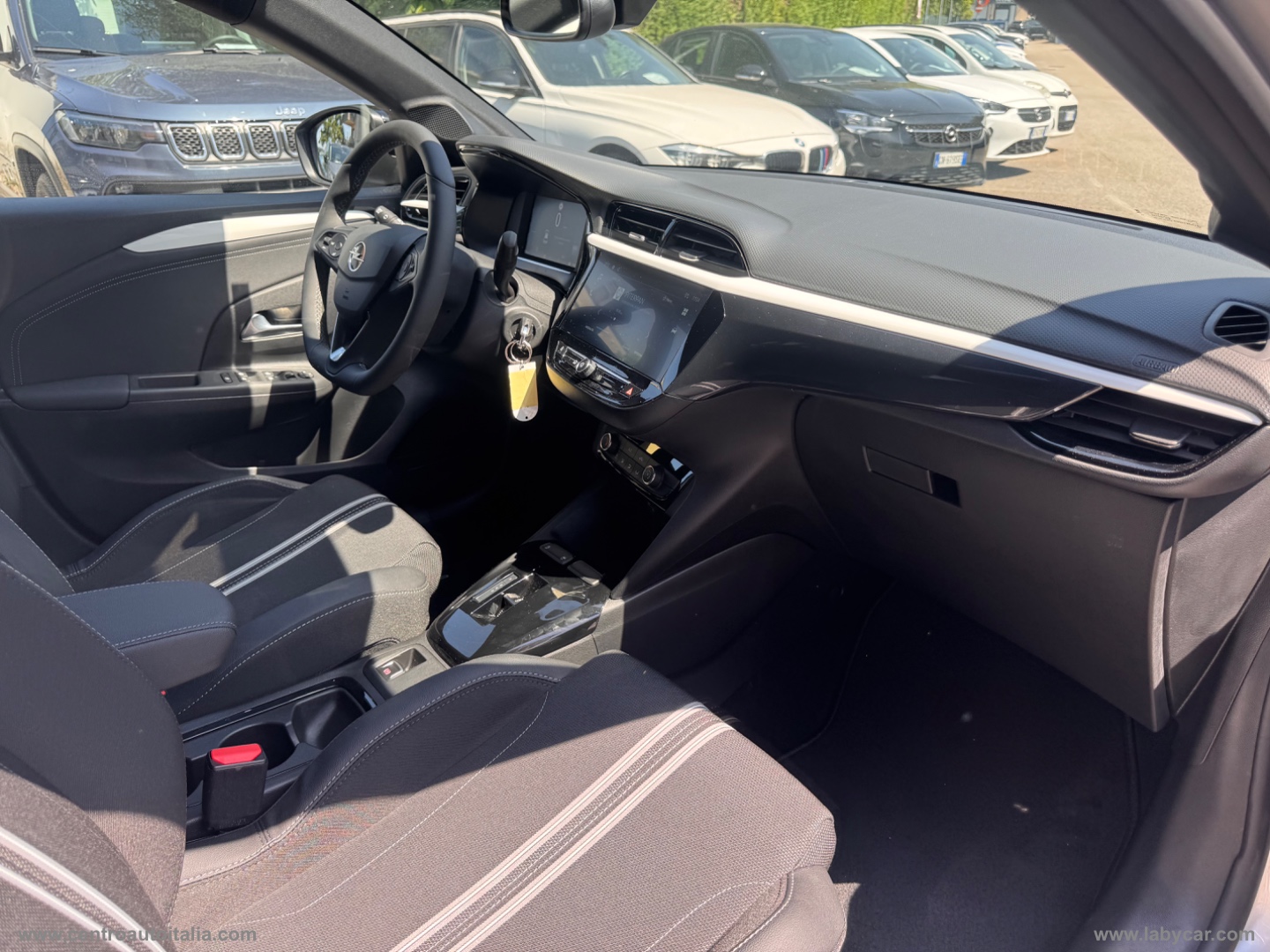 Corsa Hybrid 110 CV aut. GS - immagine 31