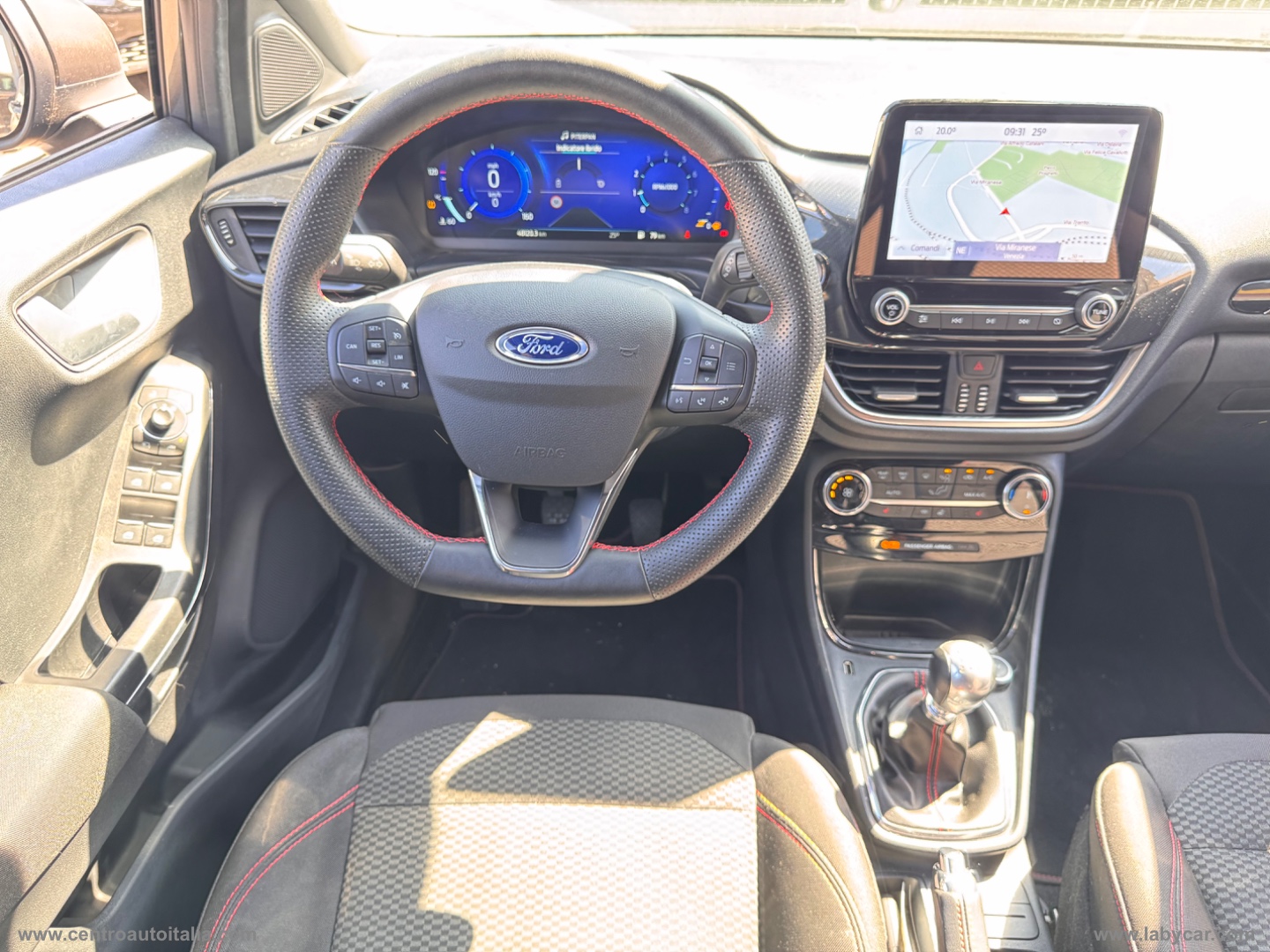 Puma 1.0 EcoBoost Hyb. 125 CV ST-LINE - immagine 31