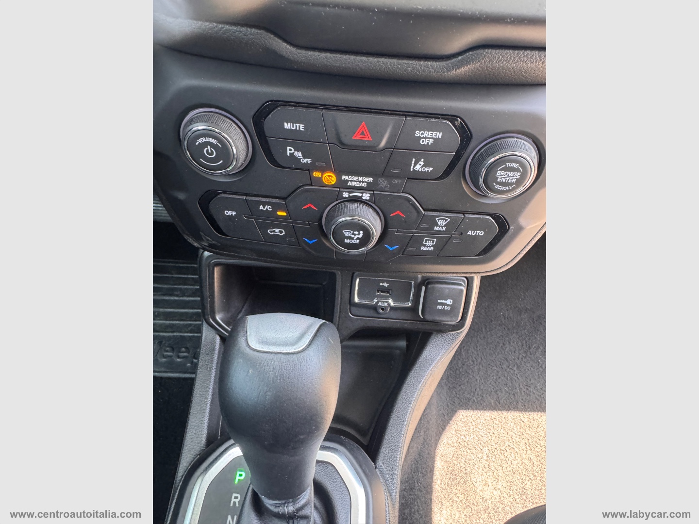 Renegade 1.5 T4 MHEV Limited - immagine 31