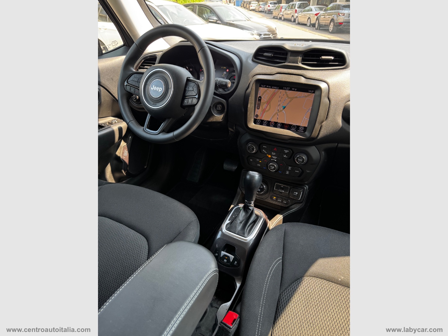 Renegade 1.3 T4 PHEV 4xe Trailhawk - immagine 31