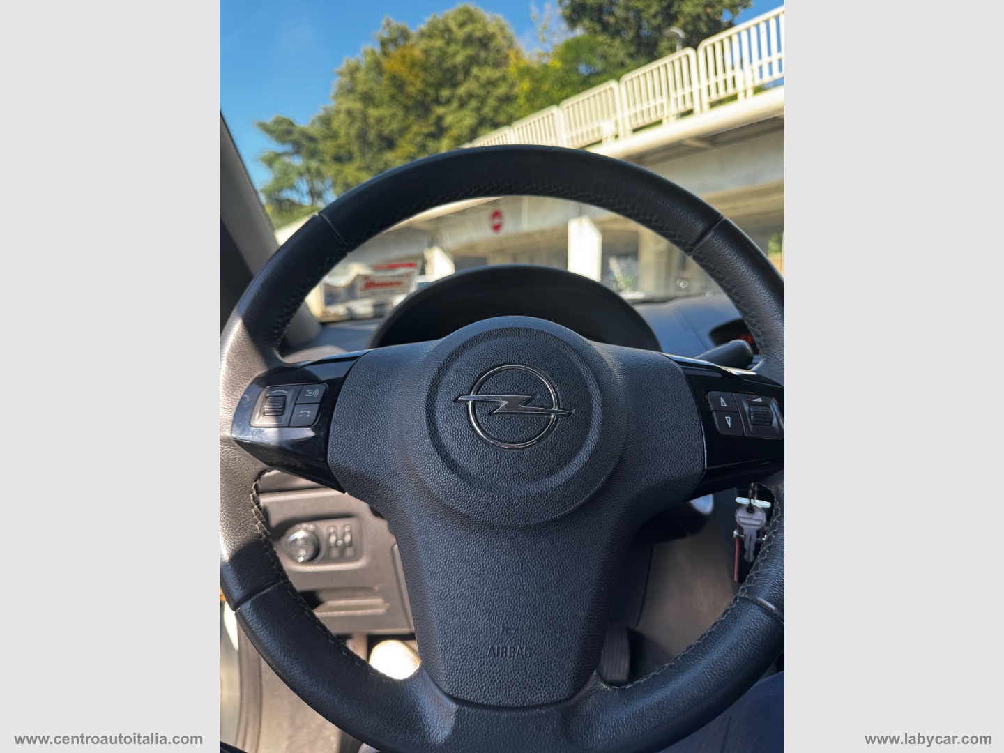Corsa 1.2 80 CV 5p. GPL-TECH Edition - immagine 31