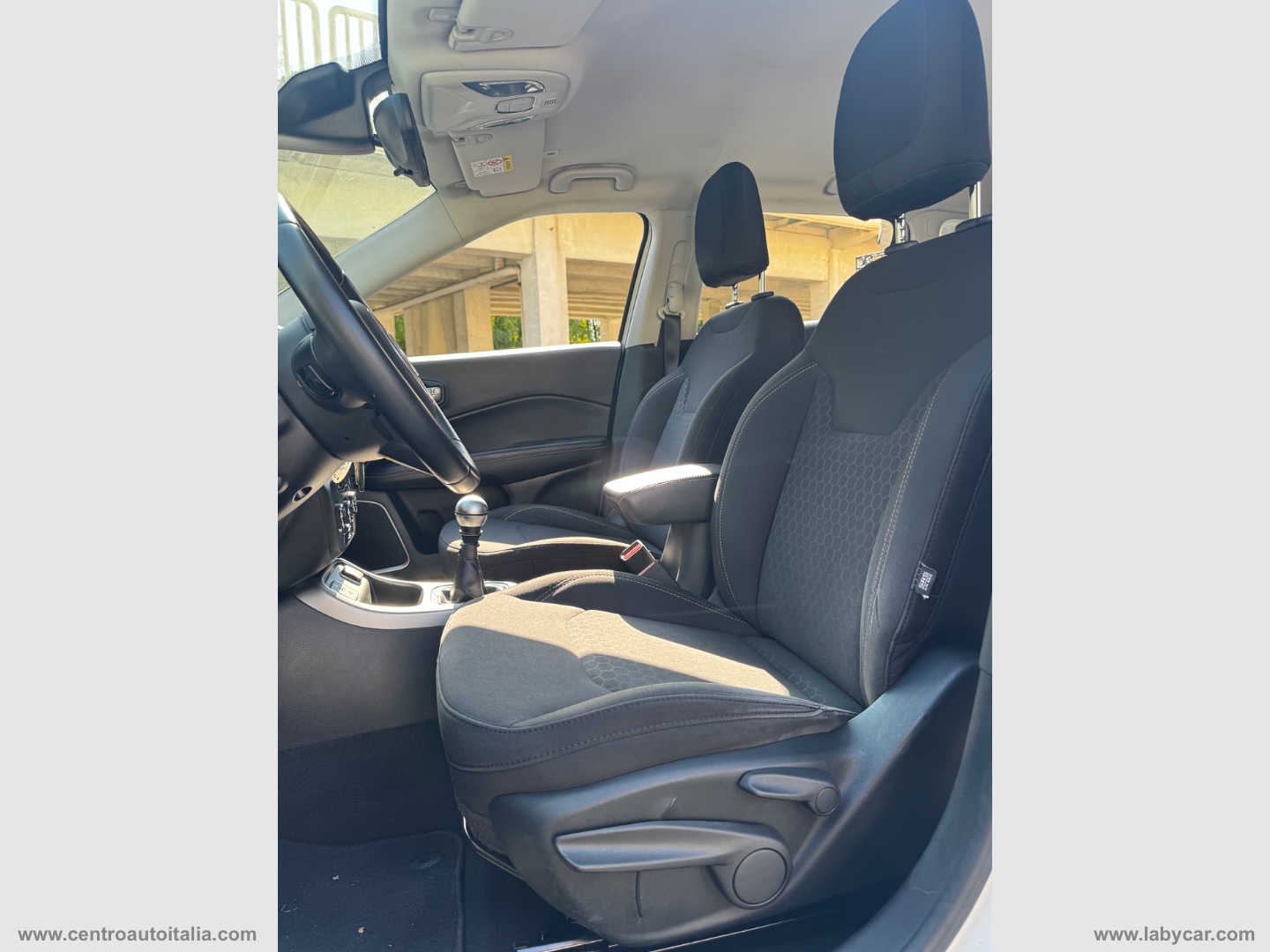 Compass 1.4 MultiAir 2WD Longitude - immagine 31