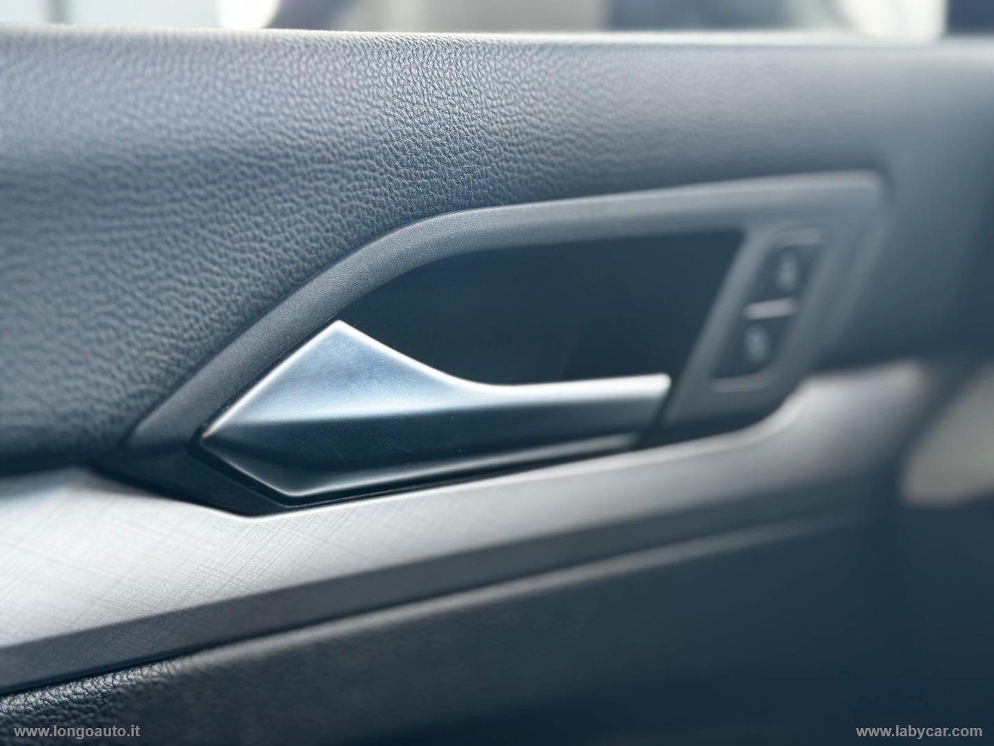 Golf 2.0 TDI DSG SCR Life ADATTA A NEOPATENTATI - immagine 31
