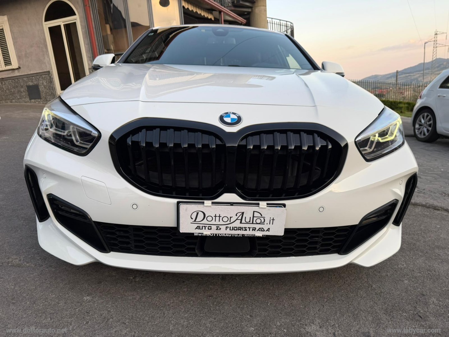 118d 5p. Business M-SPORT - immagine 31