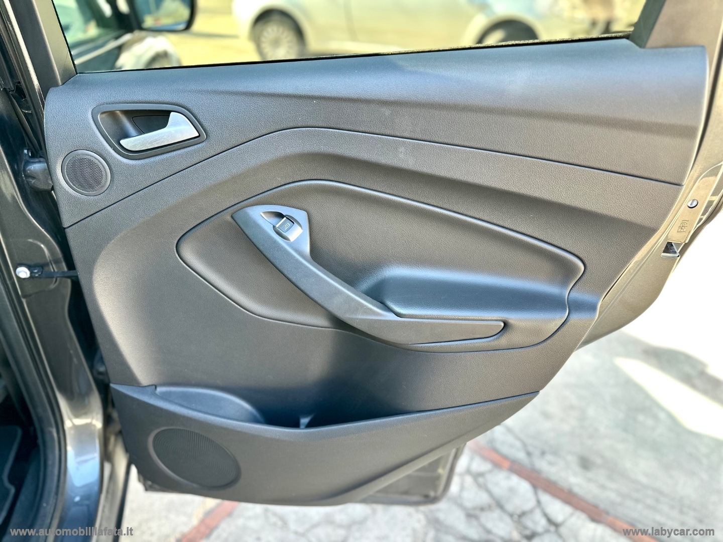 Kuga 1.5 TDCI 120 CV S&S 2WD Titanium 1.5 DIESEL 120 CV - immagine 31