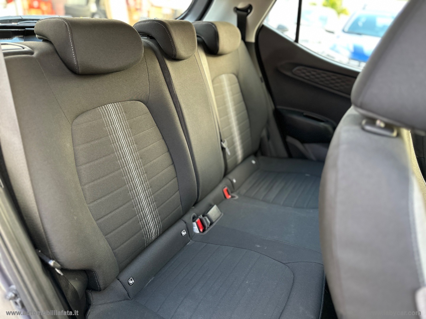 i10 1.0 MPI Tech 26.000 KM - immagine 31