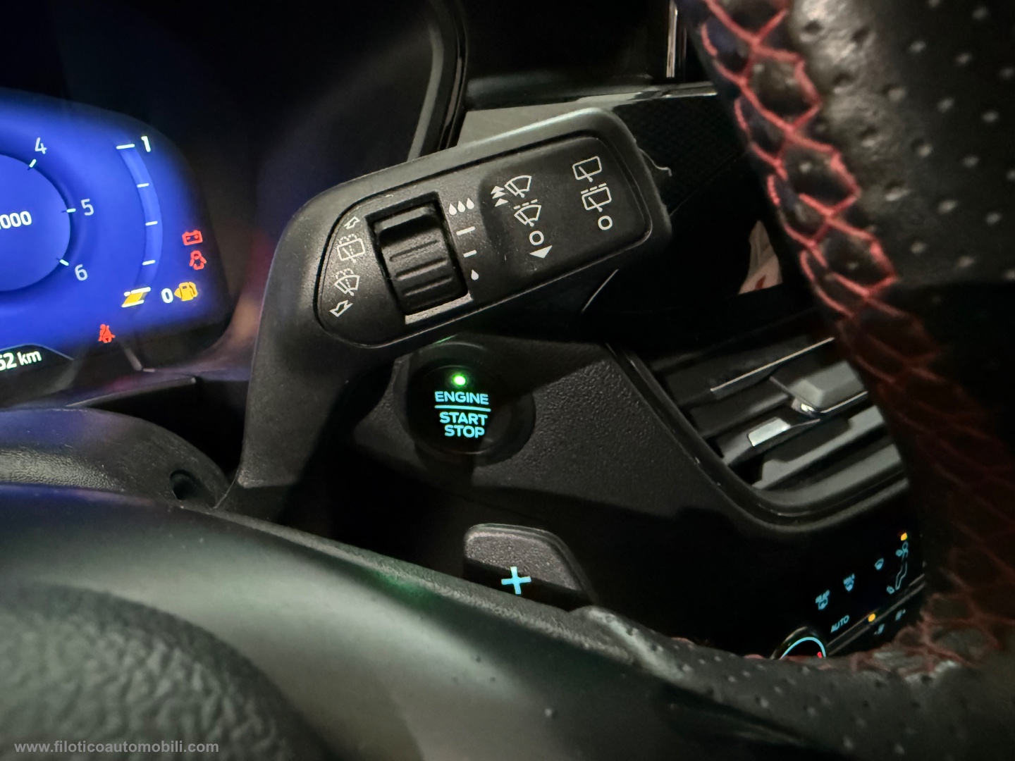 Kuga 1.5 EcoBlue 120 CV aut. AUTOCARRO ST-Line 2WD DIESEL AUTOCARRO N1 DETRAIBILE - immagine 32